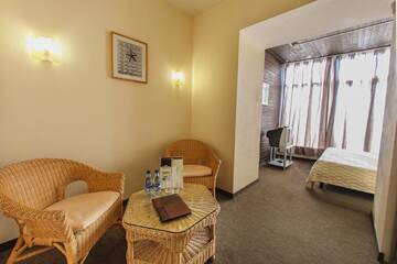 Фото номера Двухместный номер с 1 кроватью Гостиница Country Club Neftyanik г. Волгоград 2