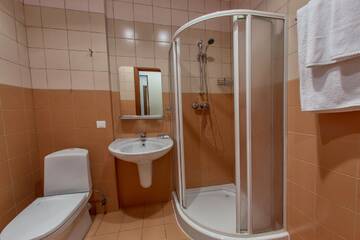 Фото номера Двухместный номер с 1 кроватью Гостиница Country Club Neftyanik г. Волгоград 4