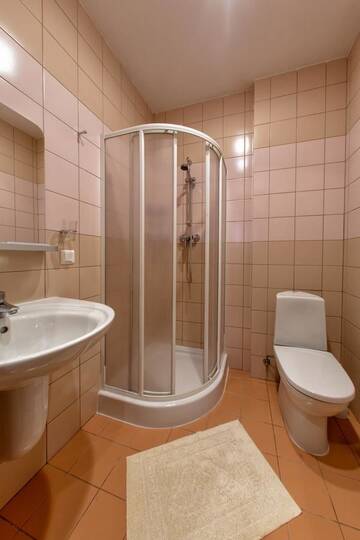 Фото номера Роскошный трехместный номер Гостиница Country Club Neftyanik г. Волгоград 5