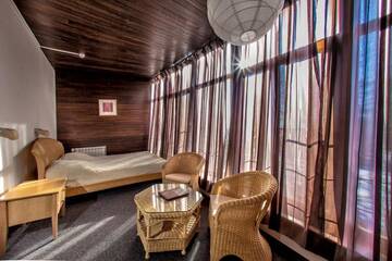Фото номера Двухместный номер с 1 кроватью Гостиница Country Club Neftyanik г. Волгоград 6