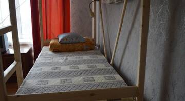 Фото номера Кровать в общем номере для мужчин с 6 кроватями Гостиница Hostel Raduga г. Волгоград 3