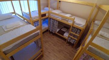 Фото номера Стандартный семейный номер Хостел Пролеткульт г. Волгоград 9