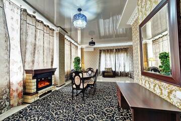 Фото номера Люкс с 2 спальнями Гостиница Frant Palace г. Волгоград 2