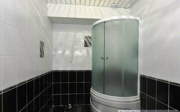 Фото номера Номер стандарт с 2 односпальными кроватями и диваном (без окна) Гостиница Frant Palace г. Волгоград 8