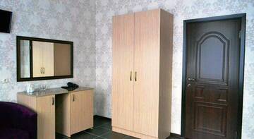 Фото номера Двухместный номер с 2 отдельными кроватями Гостиница Франт Отель на Нефтяной г. Волгоград 4