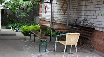 Фото номера Семейный номер с видом на сад Гостиница Guest House Na Internatsionalnoy г. Волгоград 16