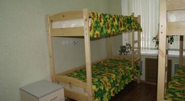 Фото номера Кровать в общем четырехместном номере Гостиница Podsolnuh Hostel г. Волгоград 2